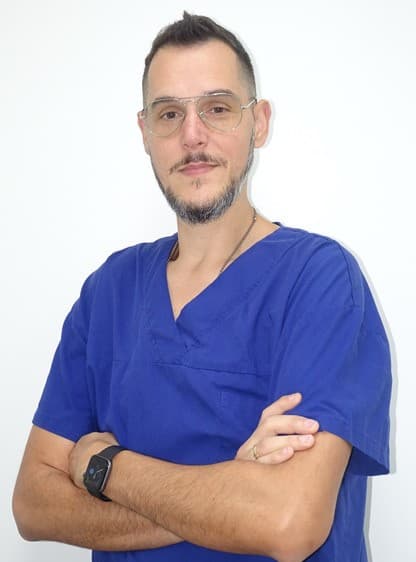 Dr. Carlos TAHUIL-OCHOA
